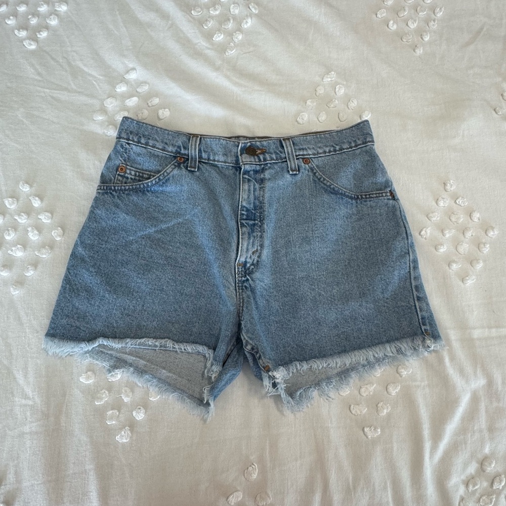Levi's Light Blue High-Rise Frayed Hem Jean Shorts